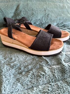 Black Platform Espadrille Sandals with Tan Footbed - Women